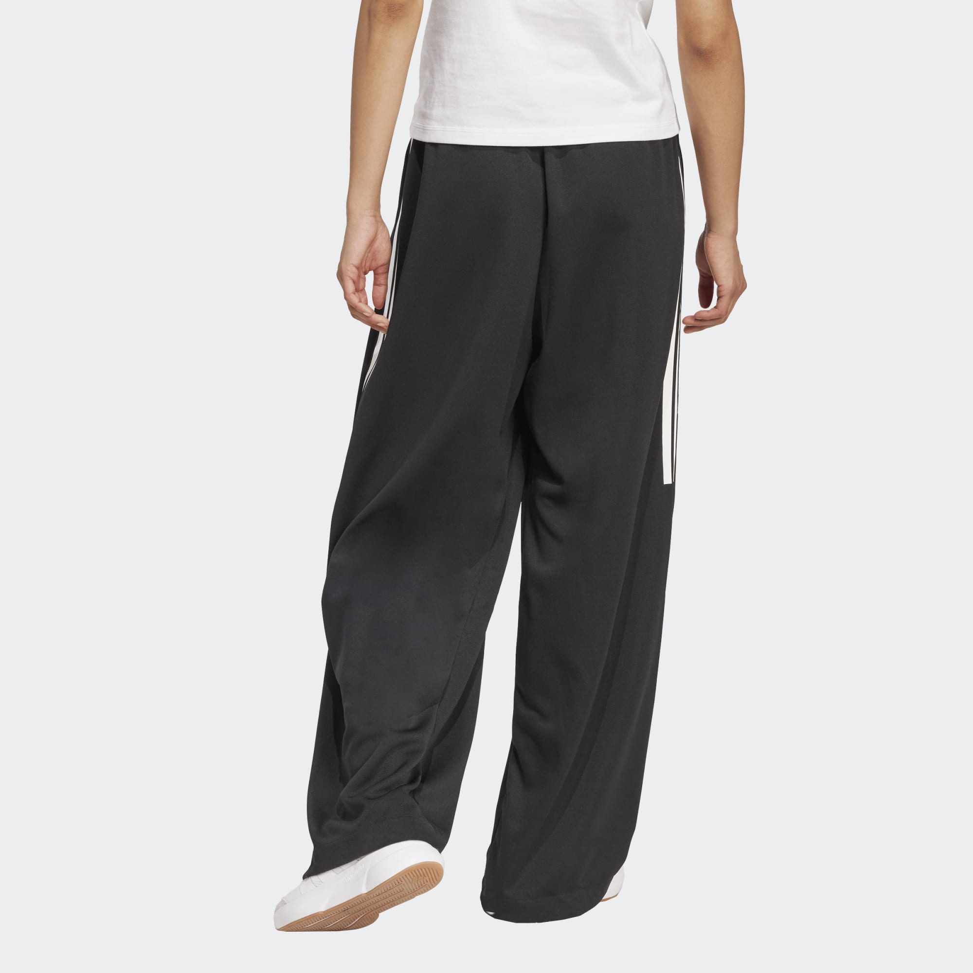 Back View-Photography